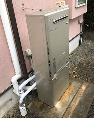 東京都町田市の給湯器交換事例「RUFH-E2406AW2-6」