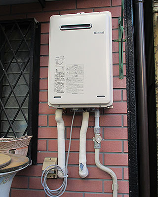 横浜市南区の給湯器交換事例「RUX-A1615W-E」