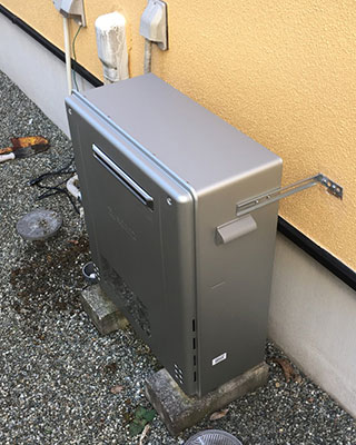 川崎市麻生区の給湯器交換事例「GT-C2462ARX BL」
