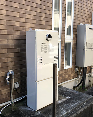 2020年3月16日、東京都府中市にお住まいのS様宅のエコウィル、東京ガス「GFT-C08ARS-AWQ」をノーリツ「GTH-C2460AW3H BL」熱源機にお取替させていただきました。
