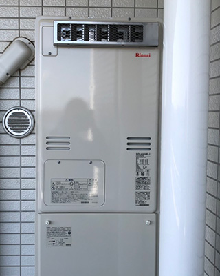2020年3月19日、川崎市麻生区にお住まいのN様宅のTES熱源機、東京ガス「AT-4299ARS1AW3Q」をリンナイ「RUFH-A2400AW2-3」にお取替させていただきました。