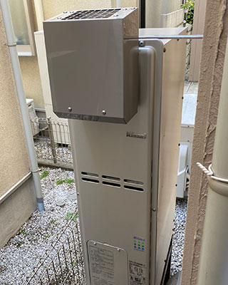 2020年12月13日、東京都杉並区にお住まいT様宅のTES熱源機、東京ガス「XT4205LRSAW3C(GH-S247ZWS)」をリンナイ「RUFH-SE2406AW2-3」にお取替させていただきました。