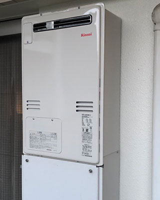 2021年2月24日、東京都府中市にお住まいI様宅のTES熱源機、東京ガス「IT4203ARSAW3QU(RUFH-V2403AW2-3)」をリンナイ「RUFH-A2400AW2-3」にお取替させていただきました。