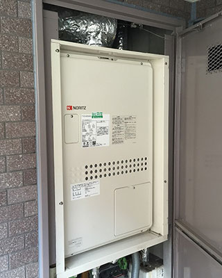 横浜市神奈川区の給湯器交換事例「GTH-2444AWX3H-H-1 BL」