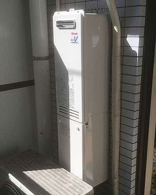 川崎市川崎区の給湯器交換事例「RUX-VS1616W-E」