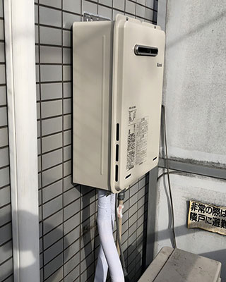 東京都八王子市の給湯器交換事例「RUX-A1615W-E」