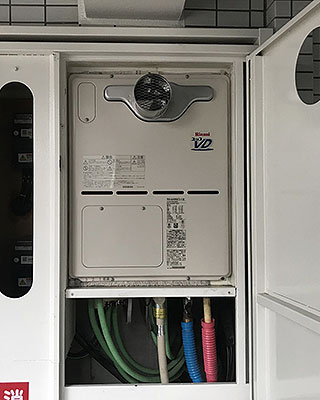 川崎市高津区の給湯器交換事例「RVD-A2400SAT2-3(A)」