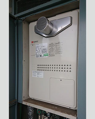 横浜市都筑区の給湯器交換事例「GTH-2444AWX-T-1 BL」