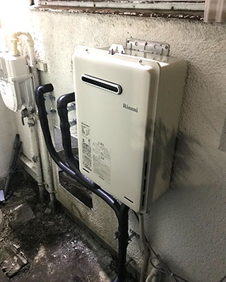 神奈川県大和市の給湯器交換事例「RUX-A1616W-E」