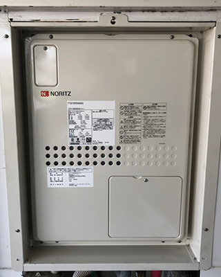 2020年3月21日、川崎市高津区にお住まいのT様宅の熱源機、ノーリツ「GTH-2427AWX3H-H」をノーリツ「GTH-2445AWX3H-H-1 BL」にお取替させていただきました。