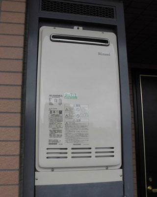 神奈川県藤沢市の給湯器交換事例「RUF-VK2400SAW(B)」