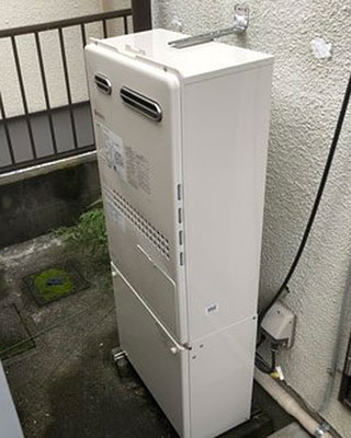 川崎市宮前区の給湯器交換事例「GTH-2444AWX6H-1 BL」