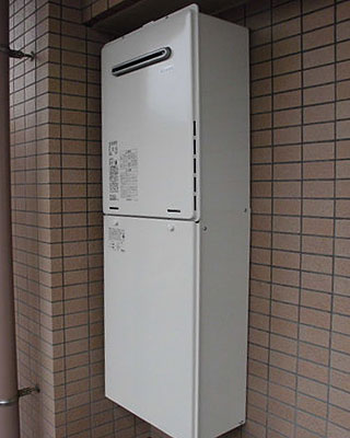 横浜市青葉区の給湯器交換事例「RUF-A2405SAW(B)」
