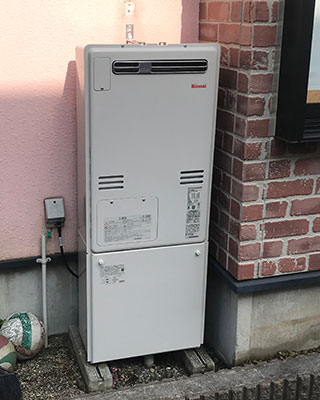 川崎市幸区の給湯器交換事例「RUFH-A2400AW」