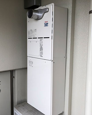 横浜市神奈川区の給湯器交換事例「RVD-A2400SAT2-3(A)」