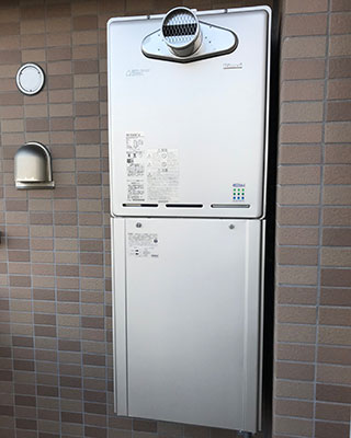 川崎市高津区の給湯器交換事例「RUF-E2405AT(A)」