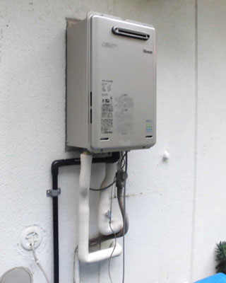 横浜市栄区の給湯器交換事例「RUX-E2406W」