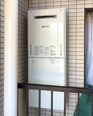 2019年12月12日、横浜市栄区にお住まいのO様宅のガス給湯器、ノーリツ「GT-2422SAWX」をノーリツ「GT-2460SAWX-1 BL」にお取替させていただきました。