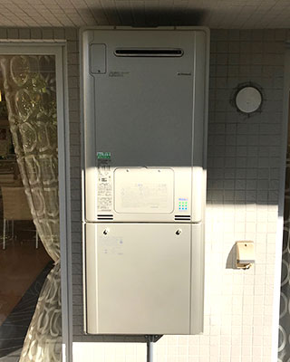2019年12月15日、東京都大田区にお住まいのM様宅のTES熱源機、東京ガス「AT-4200ARSAW3Q-56」をリンナイ「RUFH-E2405AW2-3(A)」にお取替させていただきました。