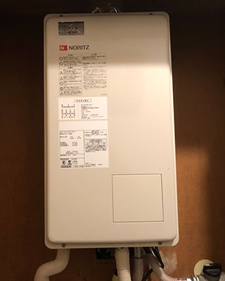 2020年1月26日、横浜市中区にお住まいのY様宅のガス給湯器、ノーリツ「GQ-1600FFXA」をノーリツ「GQ-2037WS-FFA」にお取替させていただきました。