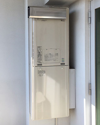 2020年2月6日、神奈川県座間市にお住まいのI様宅のTES熱源機、東京ガス「IT4203ARS2AW3CU(RUFH-K2400AA2-3)」をリンナイ「RUFH-E2405AA2-3(A)」にお取替させていただきました。