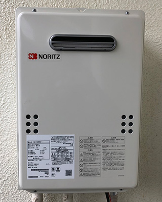 2020年6月22日、横浜市青葉区にお住まいのF様宅のガス給湯器、ノーリツ「GQ-1637WS」をノーリツ「GQ-1639WS-1」にお取替させていただきました。