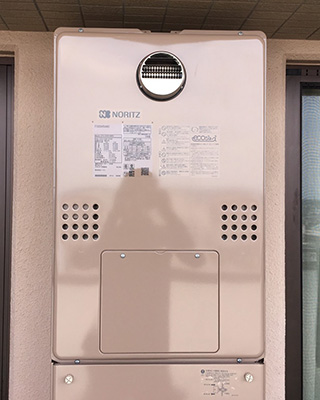 2020年7月20日、川崎市中原区にお住まいのS様宅のTES熱源機、東京ガス「FT4202ARSAW6CU(GTH-C2432AWX6H)」をノーリツ「GTH-C2461AW6H BL」にお取替させていただきました。
