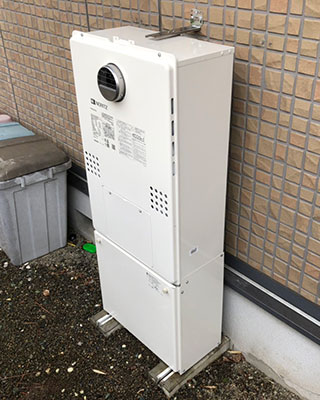2020年9月3日、横浜市緑区にお住まいのK様宅のTES熱源機、東京ガス「FT4201ARSAW6QU(GTH-2417AWX6H)」をノーリツ「GTH-C2460AW3H BL」にお取替させていただきました。