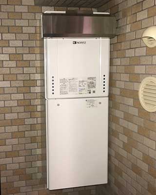 2020年10月7日、東京都町田市にお住まいのK様宅のガス給湯器、ノーリツ「GT-2422SAWX」をノーリツ「GT-2460SAWX-1 BL」にお取替させていただきました。
