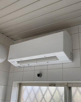 2021年2月26日、横浜市泉区にお住まいA様宅の浴室暖房乾燥機、ノーリツ「BDV-S3500WK」をノーリツ「BDV-4105WKNS」にお取替させていただきました。