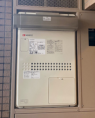 2021年9月6日、川崎市中原区にお住まいN様宅のTES熱源機、東京ガス「FT-368RSA2-AW6Q(GTH-2413AWXH)」をノーリツ「GTH-2444AWX3H-1 BL」にお取替させていただきました。