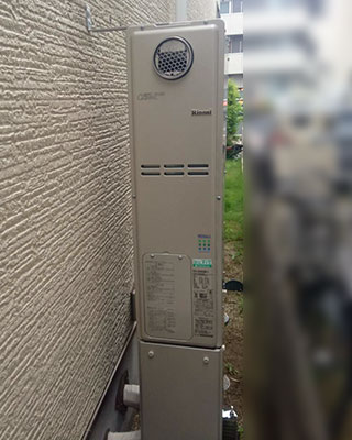 2021年7月8日、埼玉県草加市にお住まいS様宅のTES熱源機、東京ガス「IT4207LRSSW3CU(RUFH-SK2400SAW(A))」をリンナイ「RUFH-SE2406SAW2-3」にお取替させていただきました。