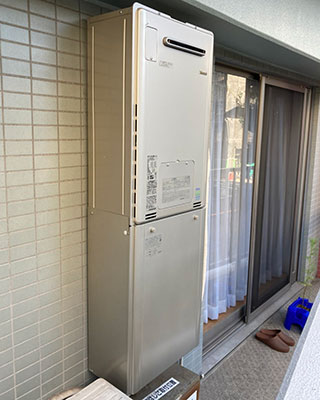 2021年7月19日、横浜市鶴見区にお住まいH様宅のTES熱源機、東京ガス「FT-368RSA-SA6Q(GTH-2413SAWXH)」をリンナイ「RUFH-E2405SAW2-3(A)」にお取替させていただきました。