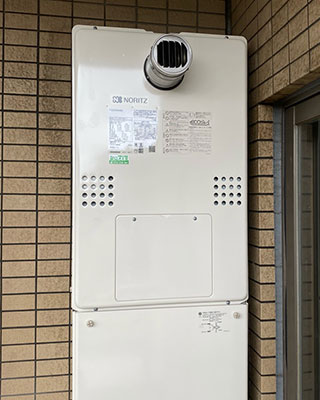 2021年8月14日、横浜市都筑区にお住まいF様宅のTES熱源機、東京ガス「FT-368RSA-AW6Q(GTH-2413AWXH)」をノーリツ「GTH-C2461AW6H-T BL」にお取替させていただきました。