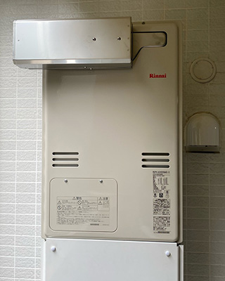 2021年9月5日、東京都目黒区にお住まいW様宅のTES熱源機、東京ガス「IT-4201ARS2-SW3Q(RUFH-V2400SAA2-3)」をリンナイ「RUFH-A2400SAA2-3」にお取替させていただきました。