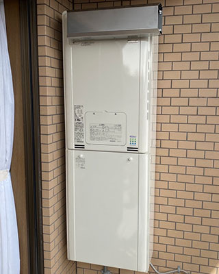 2022年3月19日、千葉県松戸市にお住まいO様宅の熱源機、ノーリツ「GTH-2444AWX3H」をリンナイ「RUFH-E2405AA2-3(A)」にお取替させていただきました。