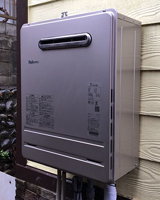 2022年2月13日、東京都町田市にお住まいI様宅のガス給湯器をパロマ「FH-2010AW」にお取替させていただきました。