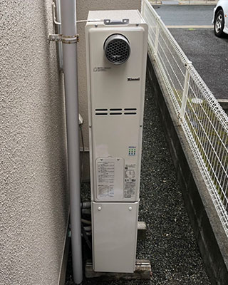 2022年4月24日、横浜市神奈川区にお住まいM様宅のTES熱源機、東京ガス「AT-4201ACSSW6Q」をリンナイ「RUFH-SE2406SAT2-3」にお取替させていただきました。
