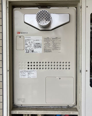 2022年6月13日、東京都町田市にお住まいT様宅のTES熱源機、東京ガス「FT-368RSA4-AW6Q(GTH-2413AWXH-T)」をノーリツ「GTH-2444AWX3H-T-1 BL」にお取替させていただきました。