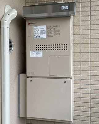 2022年8月22日、横浜市戸塚区にお住まいK様宅のTES熱源機、東京ガス「FT4204ARS2SW3QU(GTH-2434SAWX3H-L)」をリンナイ「GTH-2444AWX3H-1 BL」にお取替させていただきました。