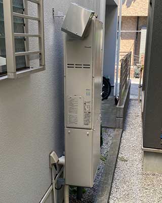 2022年9月10日、東京都大田区にお住まいY様宅のTES熱源機、東京ガス「XT4209LRSAW3C(GH-S2400ZWS)※仮設対応済」をリンナイ「RUFH-SE2406AW2-3」にお取替させていただきました。