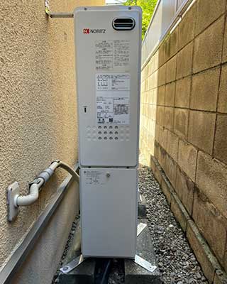 2022年9月25日、東京都世田谷区にお住まいT様宅のガス暖房専用熱源機、東京ガス「AS-1201ACS-W6」をノーリツ「GH-712W3H BL」にお取替させていただきました。