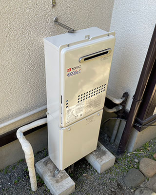 2023年2月16日、横浜市青葉区にお住まいY様宅のガス給湯器、東京ガス「KG-S520RFWA(RUX-K2011W)」をノーリツ「GQ-C1634WS」にお取替させていただきました。