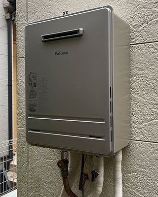 2023年3月5日、横浜市中区にお住まいY様宅のガス給湯器、リンナイ「RUF-V2005SAW」をパロマ「FH-2013SAW」にお取替させていただきました。
