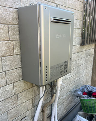 GT-C2472AW BL