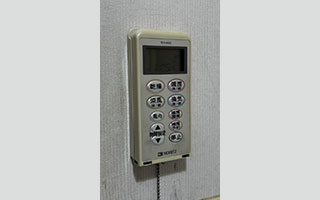 脱衣室リモコン施工前