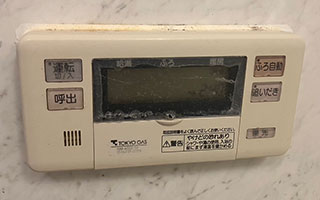 浴室リモコン施工前