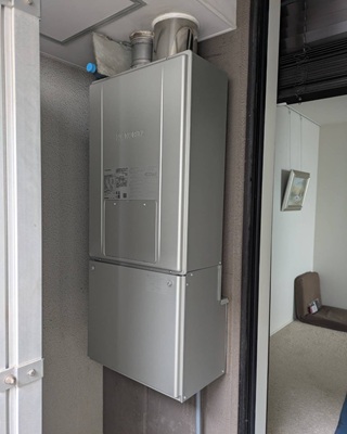 GTH-C2471AW6H-PFF BL