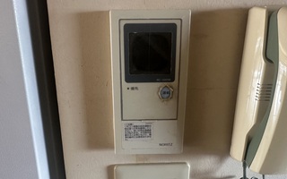 台所リモコン施工前