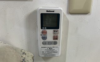 台所リモコン施工前